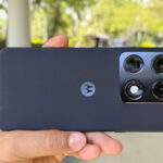 Motorola Signature প্রিমিয়াম ফ্ল্যাগশিপ স্মার্টফোন, কার্ভড AMOLED ডিসপ্লে ও এলিগেন্ট ডিজাইন